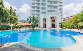 Waterfront Suites Phuket By Centara